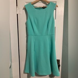 Great Northwest dress in aqua. It has pockets!